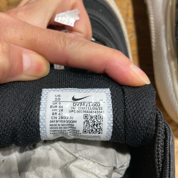 Brand new unworn in box. Nike Air Max 97 SE. Style DV7421-002 in size 10 - Picture 6 of 6